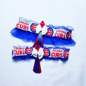 Handmade Vintage Fabric Chicago Cubs Baseball Wedding Garter Set, Fits 19-22"